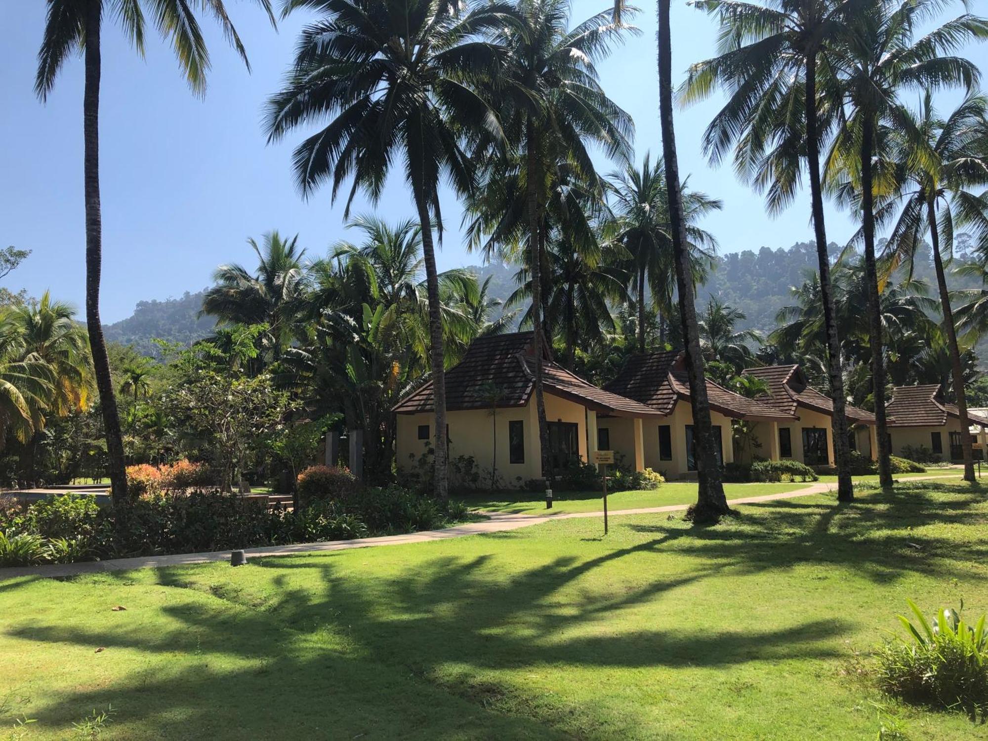 Nang Thong Beach Resort Khao Lak Buitenkant foto