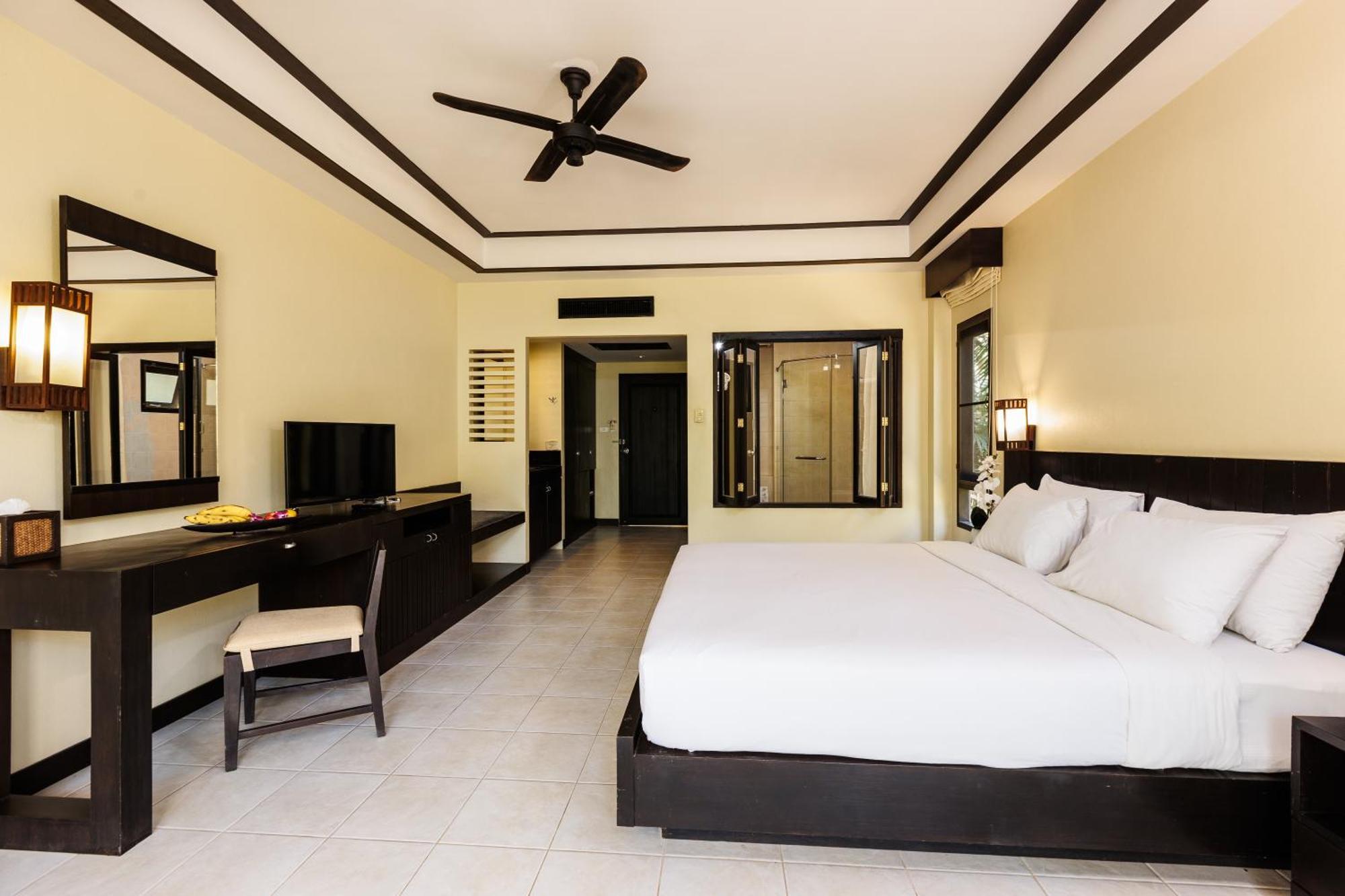 Nang Thong Beach Resort Khao Lak Buitenkant foto