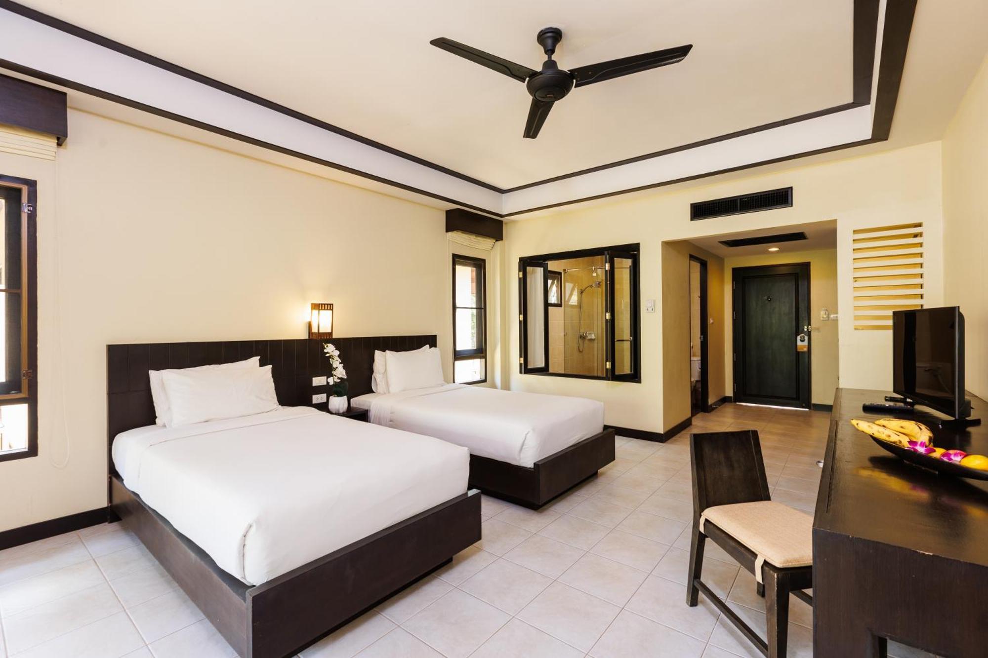 Nang Thong Beach Resort Khao Lak Buitenkant foto